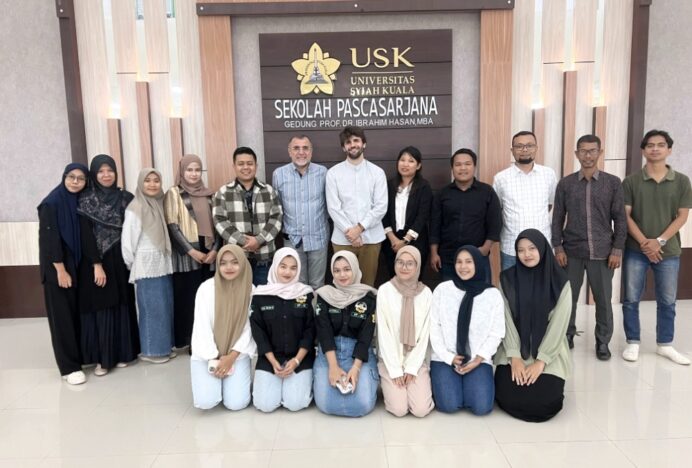 Diskusi Isu Lingkungan Global, Prodi Magister Pengelolaan Lingkungan USK hadirkan Pemateri dari Italia