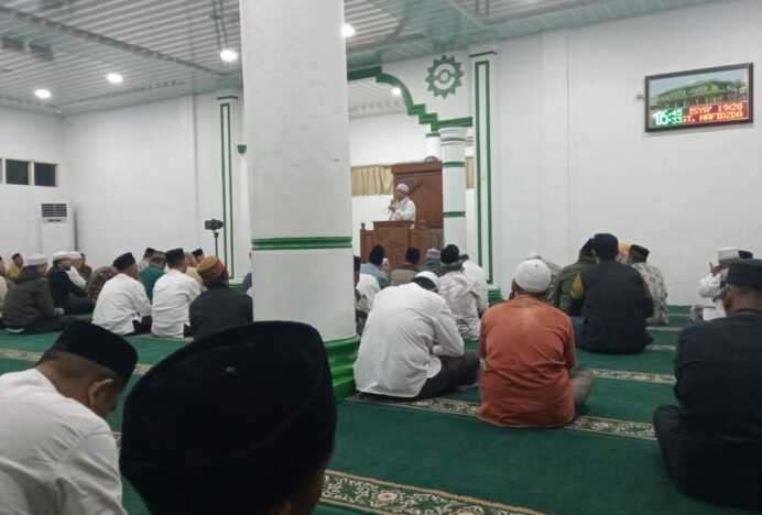 Awali Kunjungan MUI Kota Pematang Siantar ke Singkil dengan Shalat Shubuh Berjamaah di Masjid Taqwa Muhammadiyah Pasar Singkil
