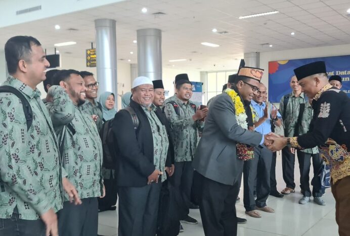 Tiba di Palangka Raya, Ketua Rombongan Kafilah MTQ Korpri Aceh Janji Tampilkan yang Terbaik