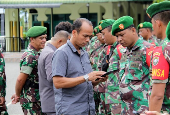 Komitmen Bebas Judi Online, Kodim 0101/Kota Banda Aceh Periksa HP Ratusan Personel