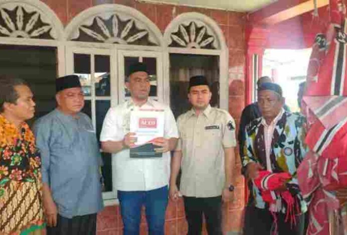 Merasa Dikhianati, Paslon PADI Kembalikan Dukungan Partai Aceh