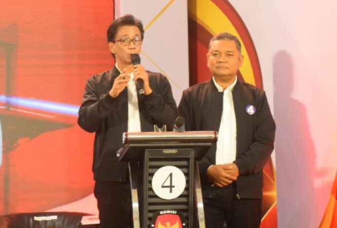 Irwan Djohan-Khairul Akmal Tawarkan Ambulans Gratis 24 Jam