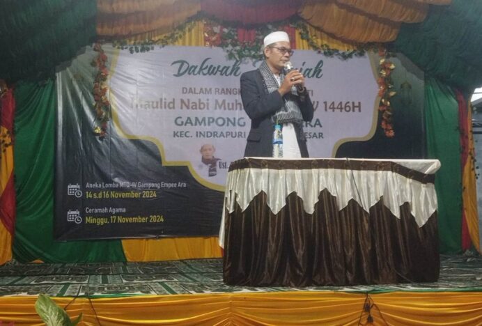 Tgk Bahagia Hadi Isi Ceramah Maulid di Gampong Empee Ara