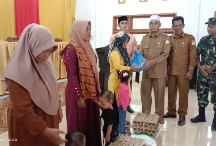 Pemkab Aceh Besar Salurkan Bantuan Anak Asuh Stunting
