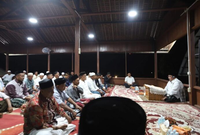 Abah Junaidi: Haram, Umat Islam Mengucapkan Selamat Natal dan Tahun Baru