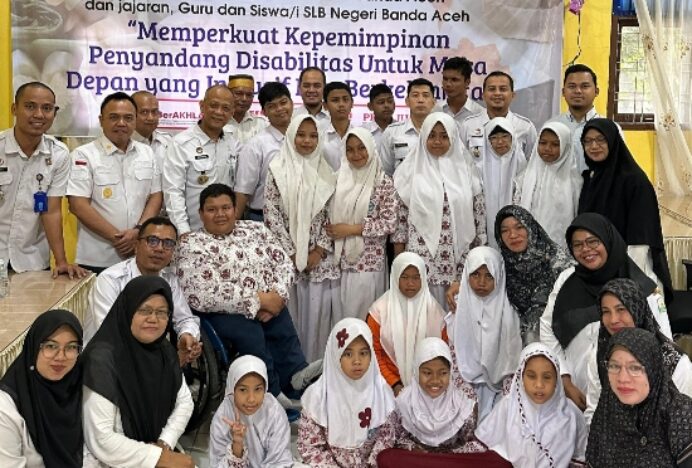 Kantor Imigrasi Kelas I TPI Banda Aceh Sambangi Penyandang Disabilitas, Makan Pagi Bersama