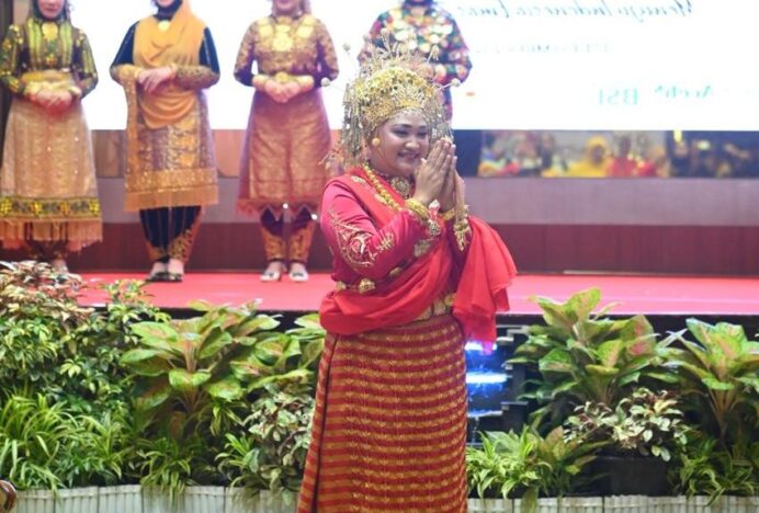 Cut Rezky Handayani: Busana Adat Aceh Besar Jadi Inspirasi Pada Peringatan Hari Ibu ke-96 Tahun 2024