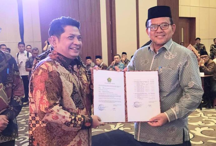 Kepala Kanwil Kemenag Aceh Tandatangani Perjanjian Kinerja Tahun 2025 di Tangerang