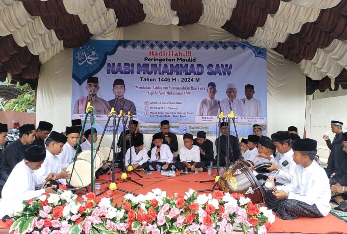 Masjid Besar Tengku Chik Mahraja Gurah Gelar Peringatan Maulid Nabi Muhammad SAW