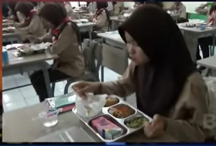 Hari Ini, Program Makan Bergizi Gratis Dimulai, Aceh dan 25 Provinsi Lainnya Gelar Serentak