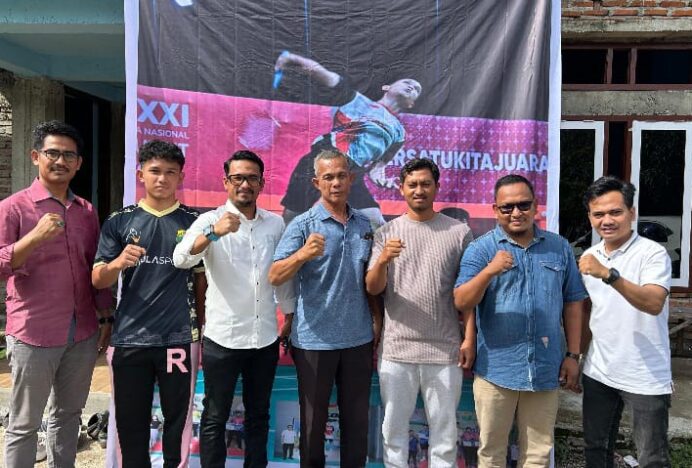 Lapangan Lambada Badminton Sport Dipeusijuek, Ketua PBSI Aceh Besar Berikan Apresiasi
