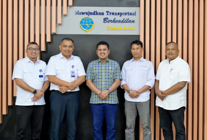 Wakil Ketua DPRK Daniel AW Minta Dishub Aceh Operasional Kembali Trans Koetaradja dan Tambah Rute Baru