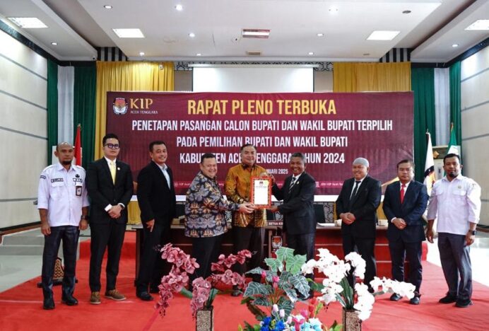 KIP Aceh Tenggara Tetapkan Pasangan Salim Fakhry dan Heri Al Hilal Sebagai Bupati dan Wakil Bupati Terpilih