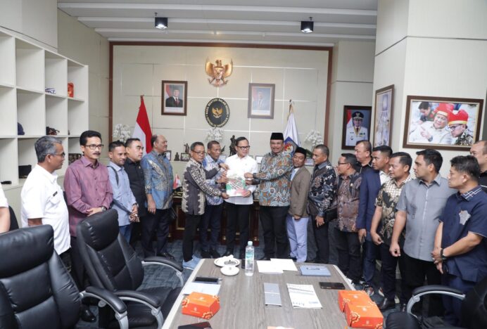 Bertemu Wamen, Pj Gubernur Safrizal Sebut Pilkada Aceh Berjalan Baik dan Lancar