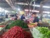 Harga Sayuran di Pasar Induk Lambaro Naik Akibat Cuaca Hujan
