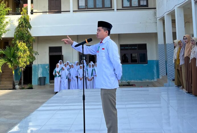Jadi Pembina Upacara, Ketua KAMMI Banda Aceh Ajak Pelajar Jauhi HIV/AIDS Sejak Dini