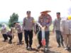 Kapolres Aceh Besar Hadiri Penanaman Jagung Serentak 1 Juta Hektare di Seulimeum
