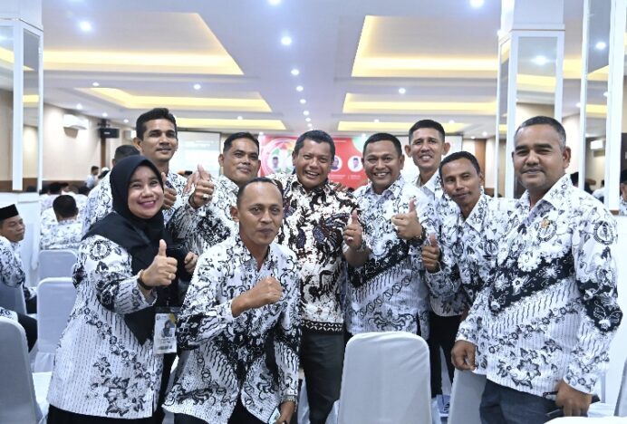 Plt Sekda Aceh Besar Hadiri Konferensi XXIII PGRI Aceh