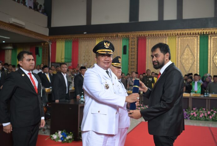 Gubernur Aceh Lantik Bupati dan Wakil Bupati Aceh Tenggara Periode 2025-2030