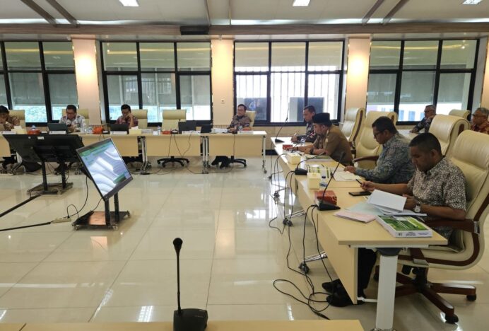 Laporan Kinerja Terakhir Pj Bupati Aceh Besar Iswanto dan Standing Ovation Evaluator Itjen Kemendagri