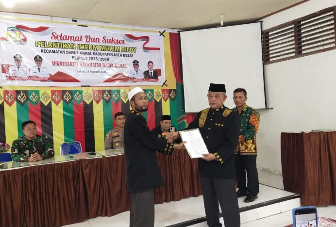 Camat Darul Kamal Lantik Imum Mukim Biluy Periode 2025-2030