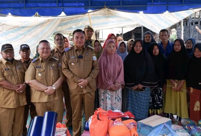 Pemkab Aceh Tenggara Salurkan Bantuan Masa Panik di Biak Muli