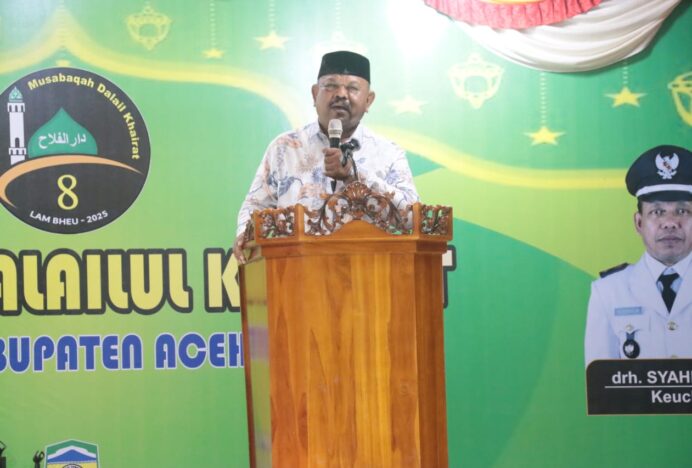 Kadis DSI Aceh Besar Buka Musabaqah Dalail Khairat di Lam Bheu