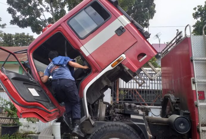 Satu Unit Damkar Mogok Saat Kebakaran di Labui