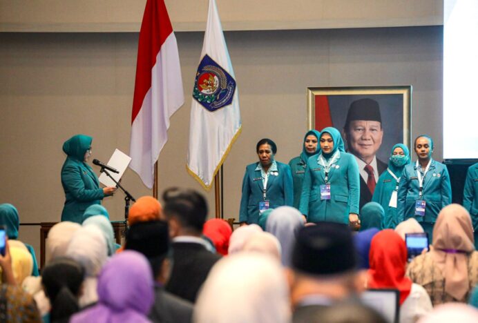 Marlina Usman Resmi Dilantik sebagai Ketua TP PKK dan TP Posyandu Aceh