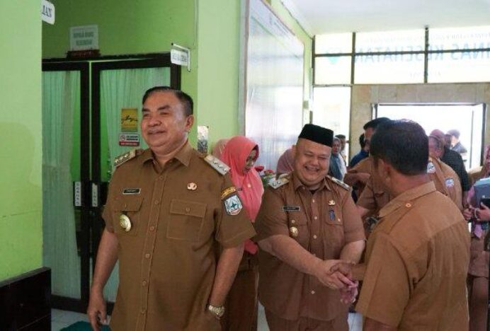 Bupati dan Wabup Aceh Tenggara Silaturahmi Keliling Kantor