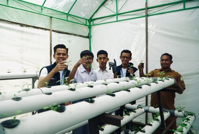 Relawan Bakti BUMN Beri Edukasi Kreatif bagi Murid SLB di Sabang