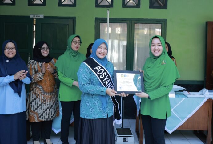Pj Ketua TP PKK Aceh Besar Dukung Pelaksanaan Posyandu di Rindam IM