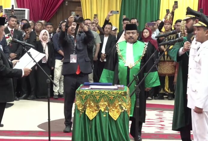 Mendagri Resmi Lantik Muzakir Manaf dan Fadhlullah sebagai Gubernur dan Wakil Gubernur Aceh