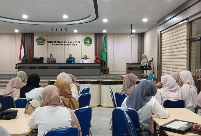 DEMA UIN Ar-Raniry Gelar FGD tentang Tantangan Digitalisasi dan Stabilitas Sosial Di Era Revolusi Industri 4.0