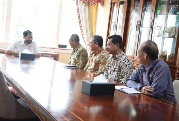 Kakanwil Ditjenim Aceh dan Kakanim Banda Aceh Audiensi dengan Gubernur Aceh