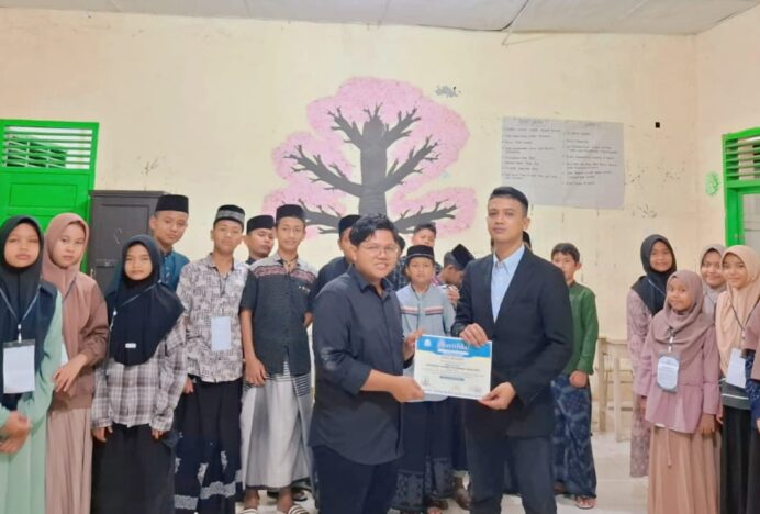 Ketua Bidang Infokom IPPS Asah Keterampilan Berbicara Peserta Training IPPEMINDRA