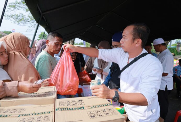 Pemkab Aceh Besar dan Lanud SIM Gelar Bazar Murah untuk Masyarakat