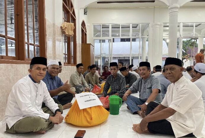 Camat Lhoknga Hadiri Khanduri Nuzulul Quran di Gampong Meunasah Beutong Lamlhom