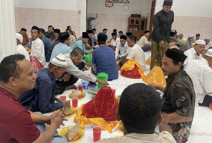 Masyarakat Meunasah Beutong Gelar Khanduri Nuzulul Quran