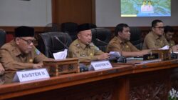 Bupati Aceh Jaya Gelar Rapat Perdana, Bahas Efisiensi dan Percepatan Pembangunan