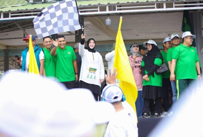 Ribuan Warga Ramaikan Jalan Sehat Kolaborasi Emas Pemko Banda Aceh dan Pegadaian