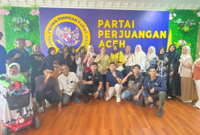 Masyarakat Antusias Masuk Partai Perjuangan Aceh