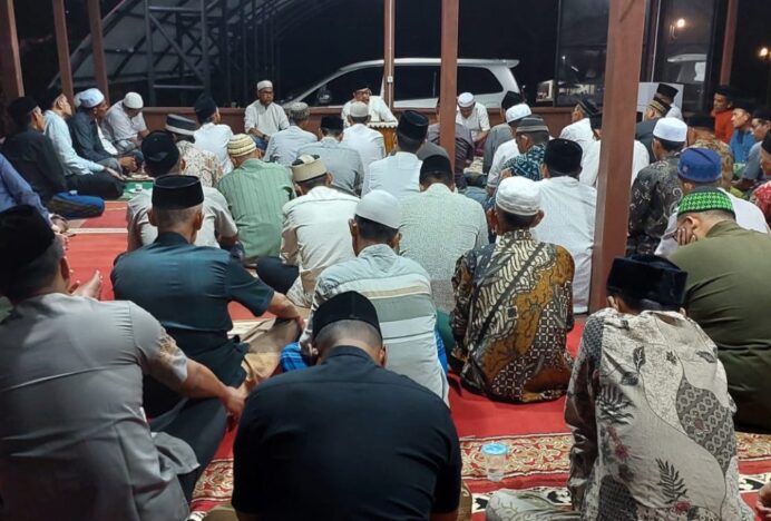 Ratusan Jamaah Padati Malam Perdana Pengajian Balee Beut Meuligoe Bupati Aceh Besar