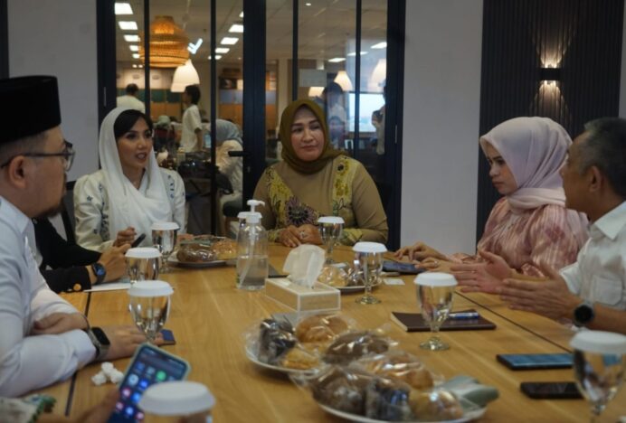 Bertemu Penasehat DWP, Marlina Minta Penguatan Dukungan Terhadap UMKM dan Produk Kreatif Aceh