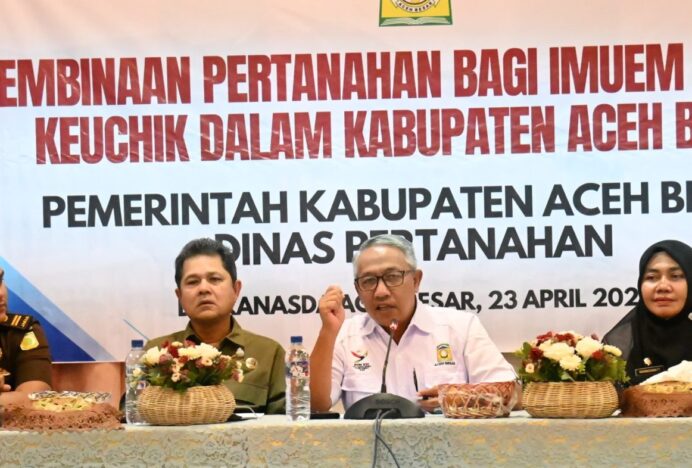 Asisten I Sekdakab Aceh Besar Buka Pembinaan Pertanahan Bagi Imum Mukim dan Keuchik