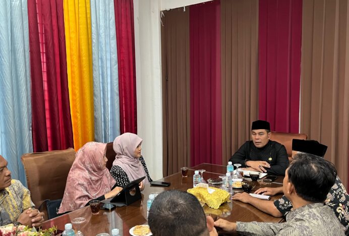 MES Aceh Besar dan Bupati Bahas Langkah Nyata Penguatan Ekonomi Syariah