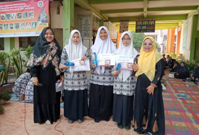SMA 1 Lhokseumawe Selenggarakan Lomba Menulis Surat untuk Guru