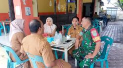 Babinsa Posramil Banda Raya Komsos dengan Guru SMAN 7 Banda Aceh