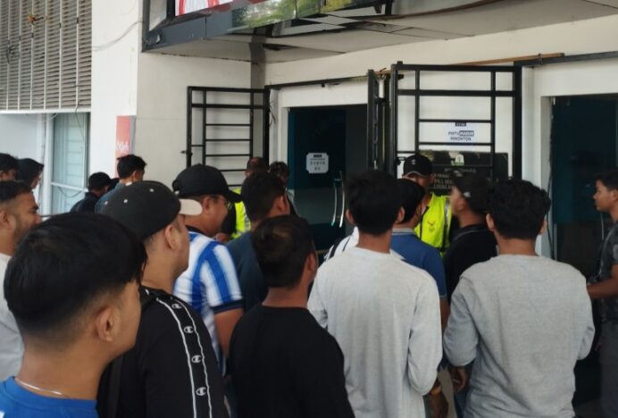 PFL Nasional : Tiket Online Ditutup, Penonton Beli Langsung di Depan GOR Harapan Bangsa