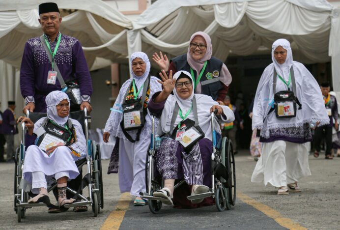Kloter 6 Terbang, Kloter 7 Masuk Asrama Haji